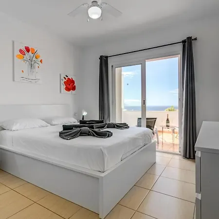 Sea View Panoramic Apartman